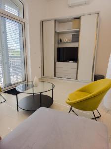 Boulevard Apartments