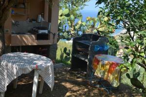 Casa Spisidda Appartamento bilocale "Salina" con vista sulle Eolie