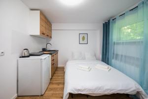 Pole Mokotowskie Comfort Studio by BookingHost