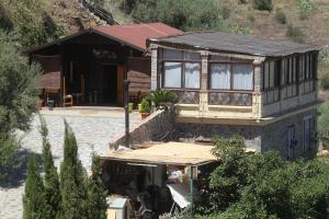 CASA LUXURY MADERA EN LAS MONTAÑAS DE TORROx