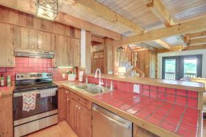 Ashe County Log Cabin: Mountain-View Deck, Sauna