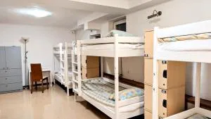 Ursus Hostel Mens only - Self Check-in - Grodzisk Mazowiecki