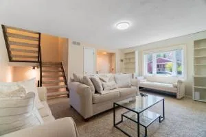 CUTE AND COZY DECK SUITE - 匹兹堡