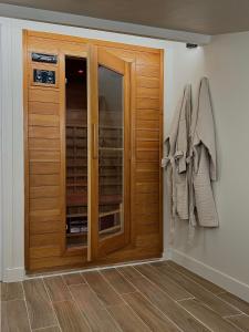 Appartements SPA PRIVATIF - LOVE ROOM LUXE - PROCHE DISNEY : photos des chambres