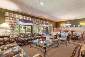 Casa na Granja Comary com piscina, churrasqueira e jacuzzi privativa