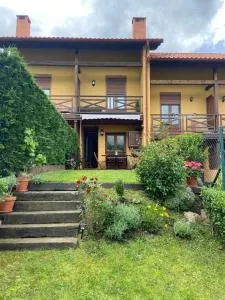 PRECIOSO CHALET JUNTO A POTES CON PISCINA-4 Hab,3 Baños - Frama