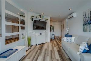 Condo-piscine à 200M du Memphré