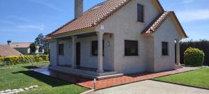 Impresionante chalet en O Rosal