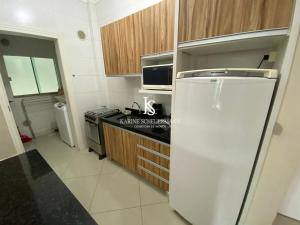 A26 - APARTAMENTO 2 DORMITÓRIOS NO CENTRO DE BOMBINHAS