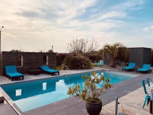 Villas Jolie maison avec piscine et Spa : photos des chambres