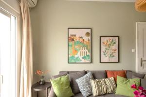 Near Acropolis Super Renovated Classic with Balcony View