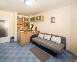 SUMMER LAZUR - Sunny Flat with 2 separate rooms