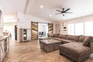 Families & Pets! Hot Tub, Playground, Gym & More! - Пайнтоп-Лейксайд