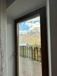Hotel Vellezrit Guri