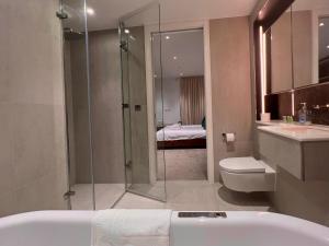 250 City Road 2 Bollinder Place EC1V 2AH 2bed LUXURY apartments-this is full address