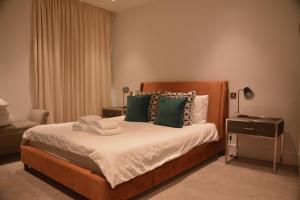 250 City Road 2 Bollinder Place EC1V 2AH 2bed LUXURY apartments-this is full address