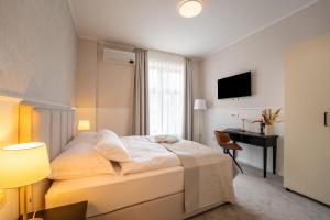 GRAND CENTRAL LJUTOMER 