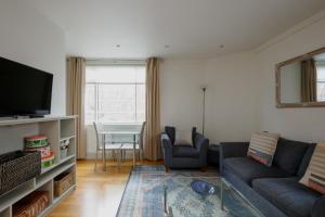 Elegant Chelsea Apartment Near South Kensington