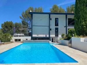 Appartement 2-4 pers. piscine, entre Aix et Cassis - Lascours