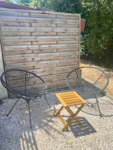 Appartement 2-4 pers. piscine, entre Aix et Cassis
