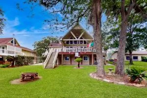 San Bernard River Retreat - Brazoria