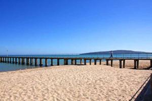 Dromana Grove SPA & POOL sleeps 15