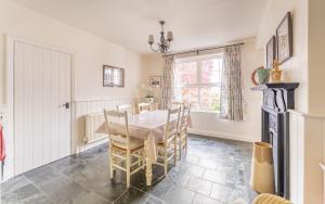 Hillcrest at Roger Ground