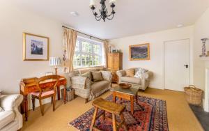 Hillcrest at Roger Ground