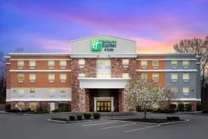 Holiday Inn Express & Suites Carmel North – Westfield by IHG - Tipton