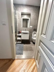 NewAPT next to Wenceslas Square