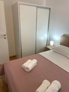 Apartments with parking space Okrug Gornji, Ciovo - 23151