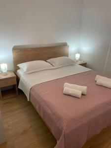 Apartments with parking space Okrug Gornji, Ciovo - 23151