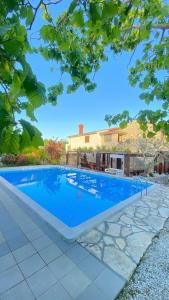 Family friendly house with a swimming pool Krmed, Central Istria - Sredisnja Istra - 23175 