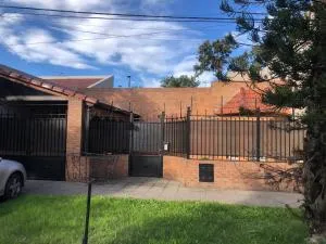 Hermosa casa, completa y con caràcter premium - Yuquerí