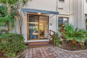 10 Noosa Sound