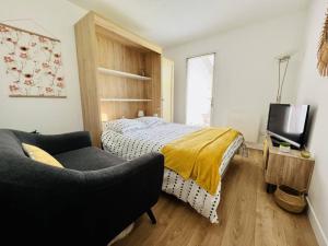 Appartements T1 Bis Charmant a Bidart, 2 Pers, 900m Plage, Terrasse et Spa, Quartier Calme - FR-1-495-137 : photos des chambres
