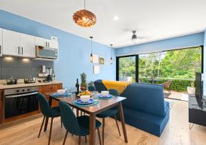 Modern chic 1 bedroom apt w rooftop infinity pool