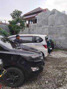 Indah Riverside Villa Yogyakarta