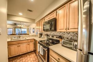 Condo de Comal CW C101