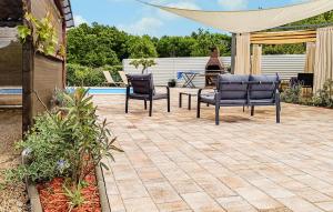 2 Bedroom Awesome Home In Zeliski