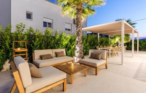 Amazing Home In Kastel Stari With Sauna