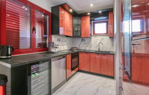 Amazing Apartment In Zadar With Wifi