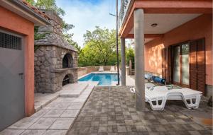 3 Bedroom Stunning Apartment In Kastav