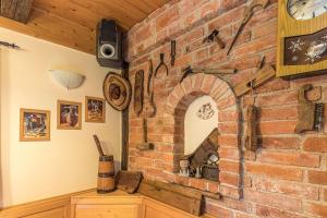 Forge Of Happiness With Pool - Happy Rentals 