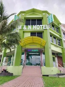 M & N Hotel - Kampong Latak
