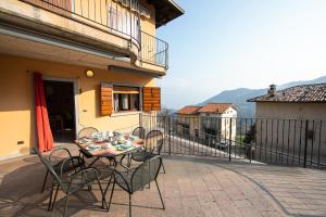 Casa Angiolina Lake And Mountain View - Happy Rentals