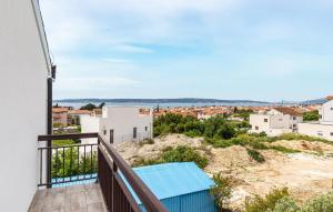 Amazing Apartment In Kastel Kambelovac