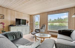 3 Bedroom Beautiful Home In Ringkøbing