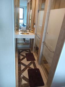 Espana Condo Resort By K&T