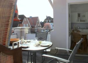 Ferienwohnungen im Kapitänshaus OSTSEEROSE